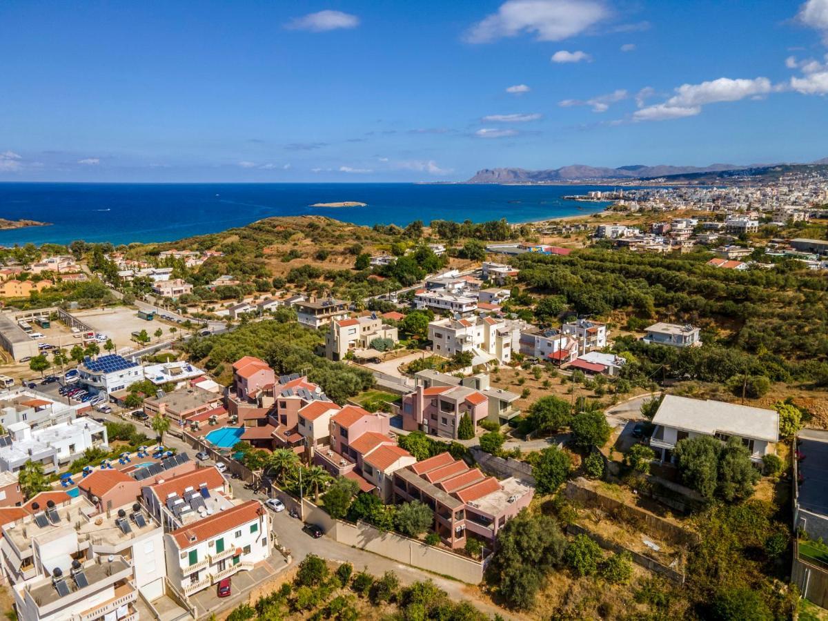 Theos Village Apartments Kato Daratso Ngoại thất bức ảnh