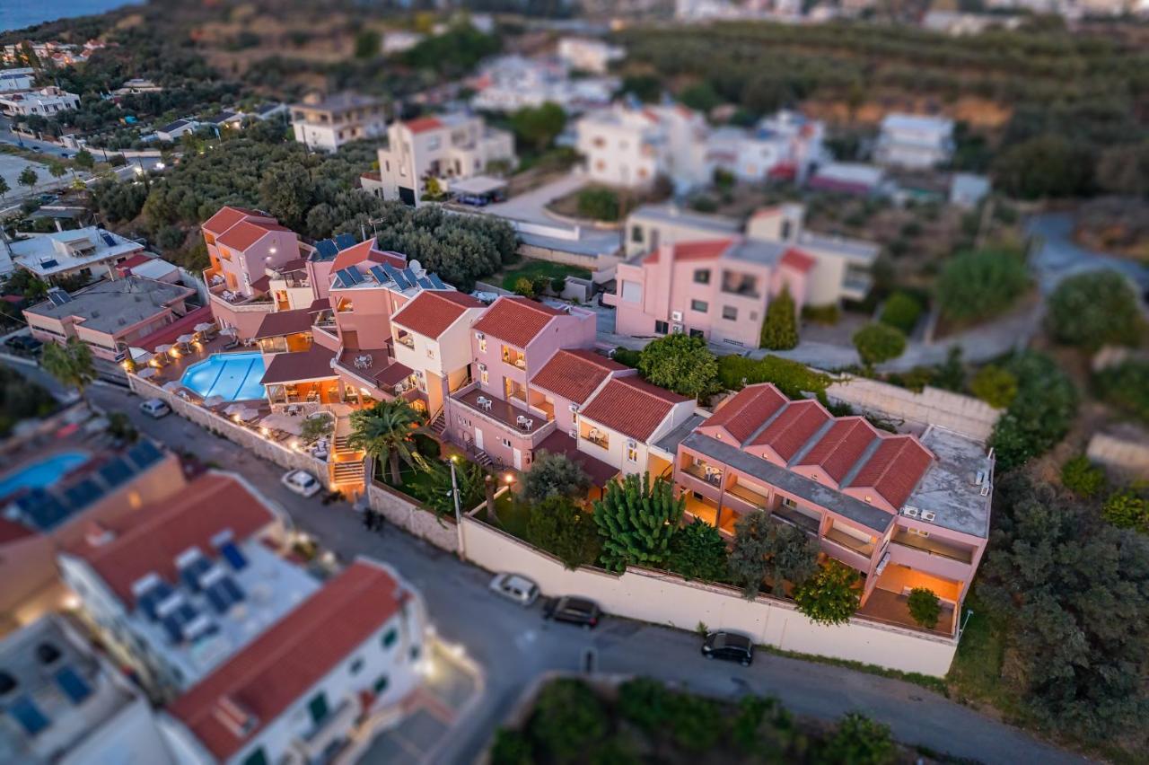 Theos Village Apartments Kato Daratso Ngoại thất bức ảnh