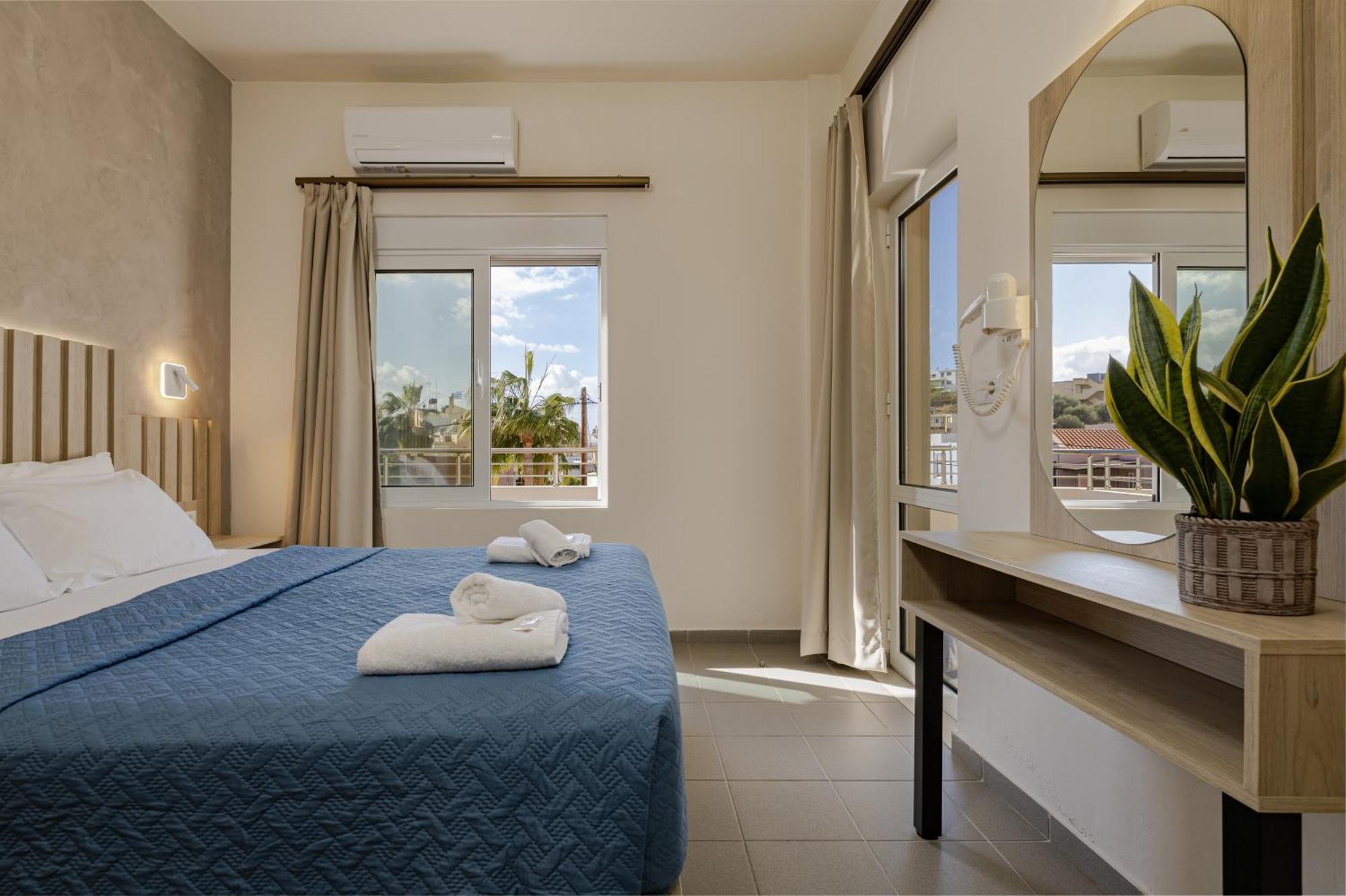 Theos Village Apartments Kato Daratso Ngoại thất bức ảnh